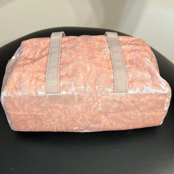 Mossimo Light Pink Fabric Bag with detachable adjustable strap - Picture 4 of 8